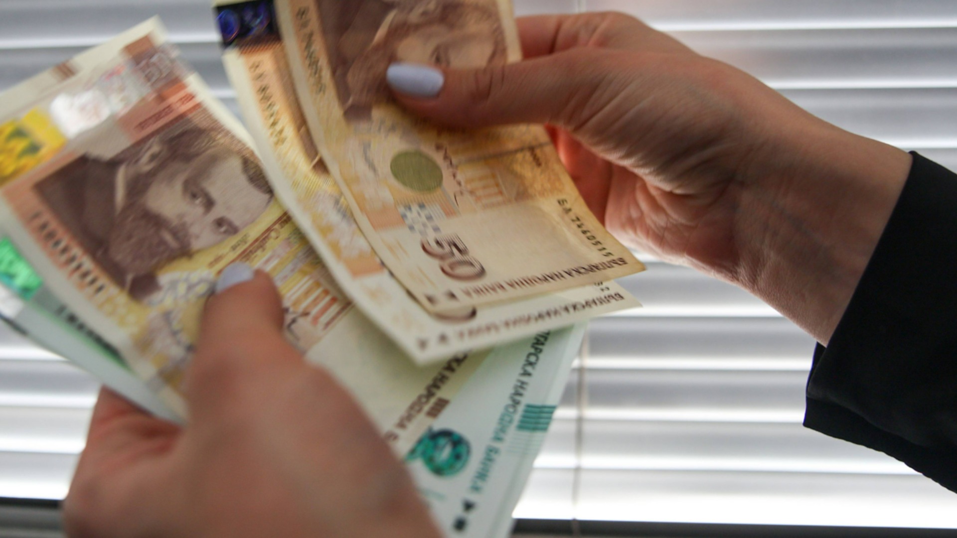 Сколько стоит минимальная заработная плата в каждой стране ЕС: вверх -датируемые данные