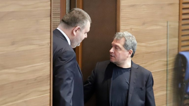 Магазины почтовых отделений: Министерство не знает, будут ли они соблюдать лояльную конкуренцию