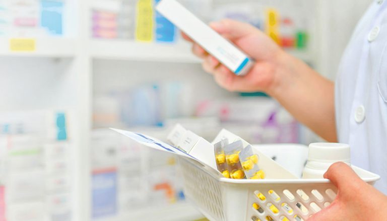 79% украинцев вынуждены сэкономить на все, чтобы купить лекарства - Gradus Research