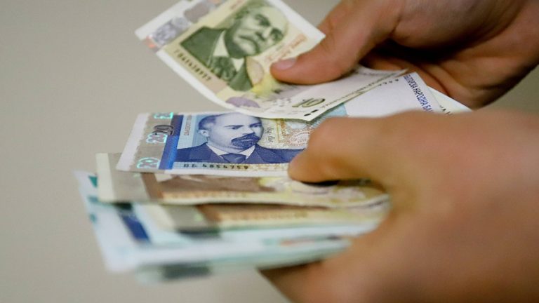 BNB Предупреждение: Хит - это поддельные банкноты с небольшой деноминацией