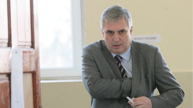 Ивайло Калфин: не будет, Трамп должен вести переговоры с ЕС