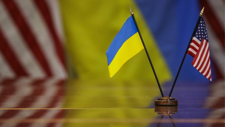 Шаг первый: Украина и Соединенные Штаты подписали меморандум о минералах