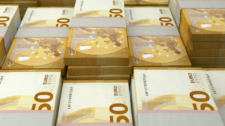 Правительство выводит больше кредитов: новый долг для сотен миллионов евро