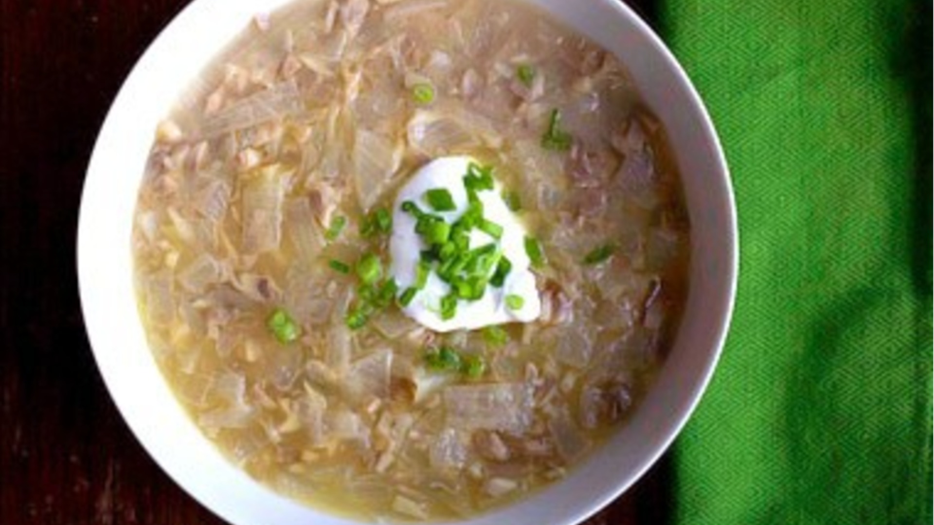 Быстрый грибный суп - вкусный, насыщенный и прост в приготовлении