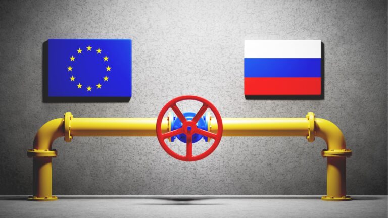 БИЛЛ: Россия зарабатывает больше, чем сырье в Европе, чем ЕС тратит на Украину