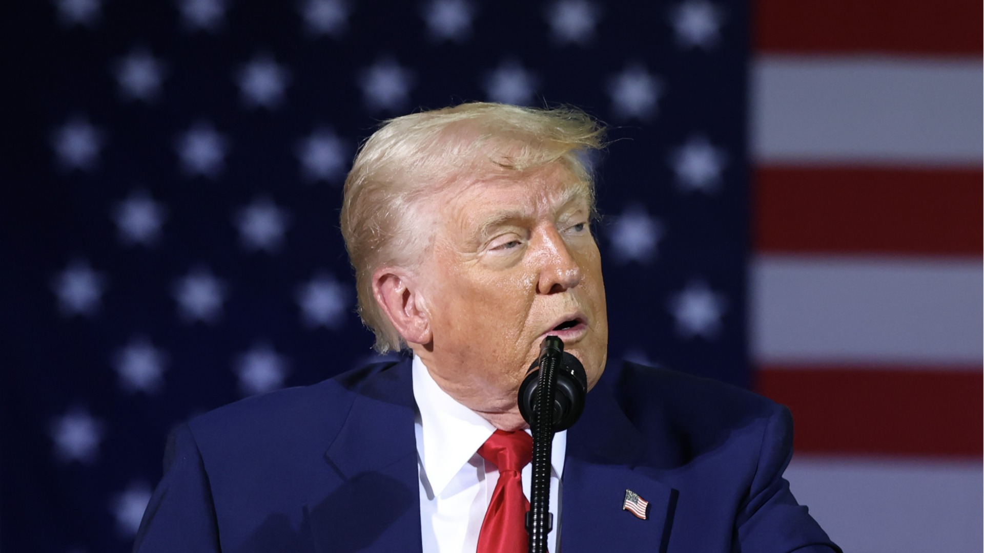 Через 100 дней у власти: рекордное коллапс доллара под правилом Трампа (график)