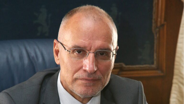 «Это не мои слова»: управляющий для вчерашней «цитаты», что он знаком с конвергентным отчетом