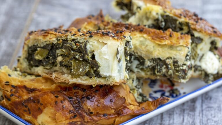 Вкусная весна Banitsa с лапой: легкий и экономичный рецепт