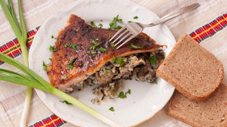 При какой температуре должно быть выпечено плечо ягненка