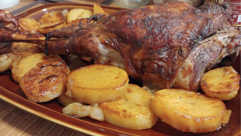 Этот ягненка с картофелем просто тает во рту - вот его секрет