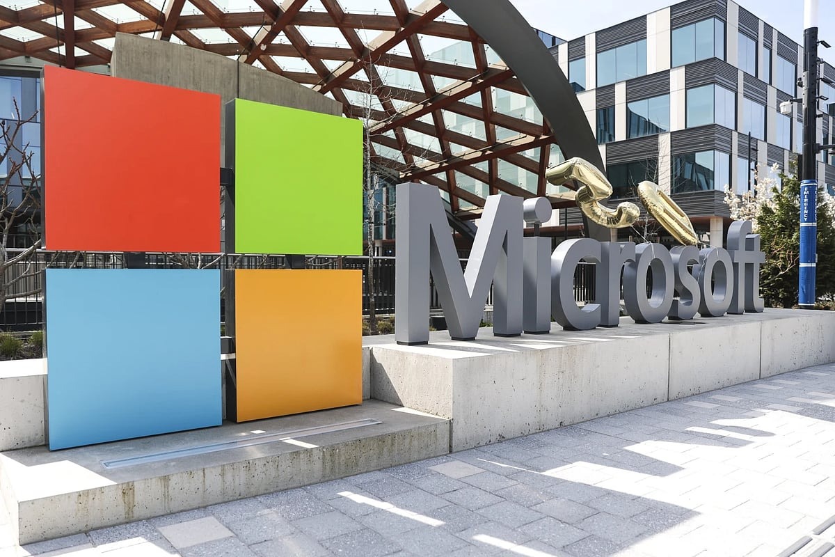 Microsoft признает, что он дал израильскому технологиям технологии, но утверждает, что он не имеет ничего общего с атаками в Газе