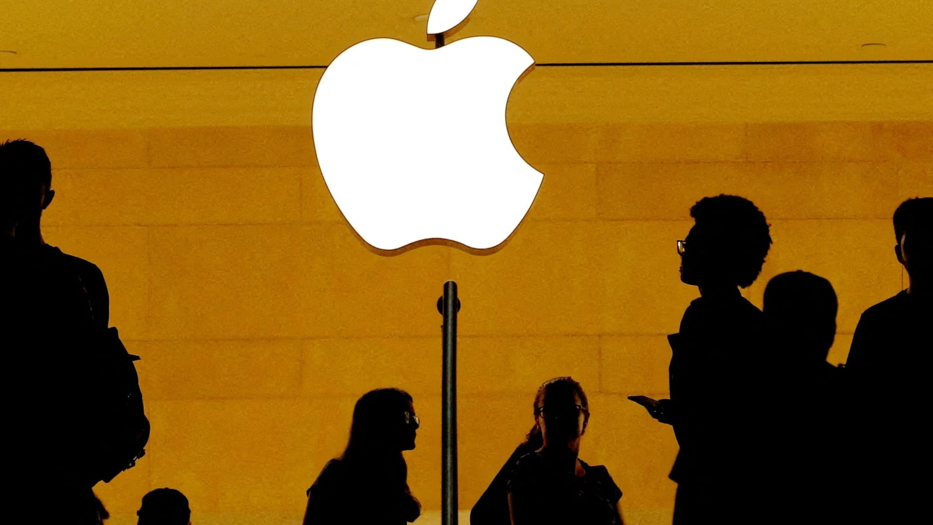 Большие проблемы в Apple - Как был выбран гигант с беспрецедентным процессом, который вызывает головную боль
