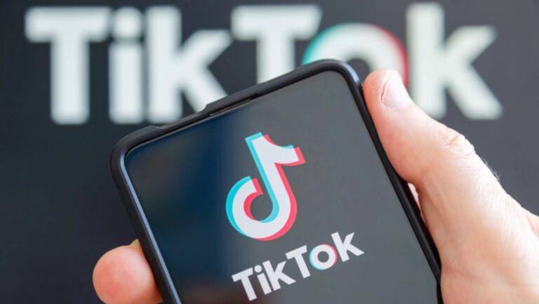 Tiktok набирает менеджера по связям с правительством в Румынии