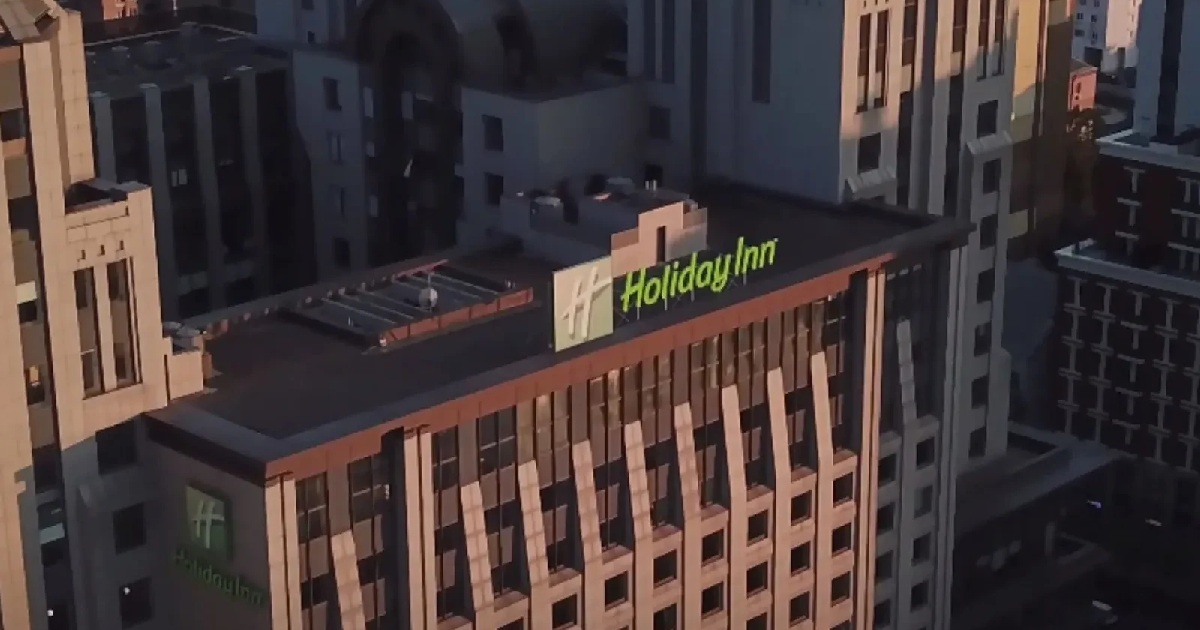 Holiday Inn снова была запущена после удара по Киеве в декабре 2024 года