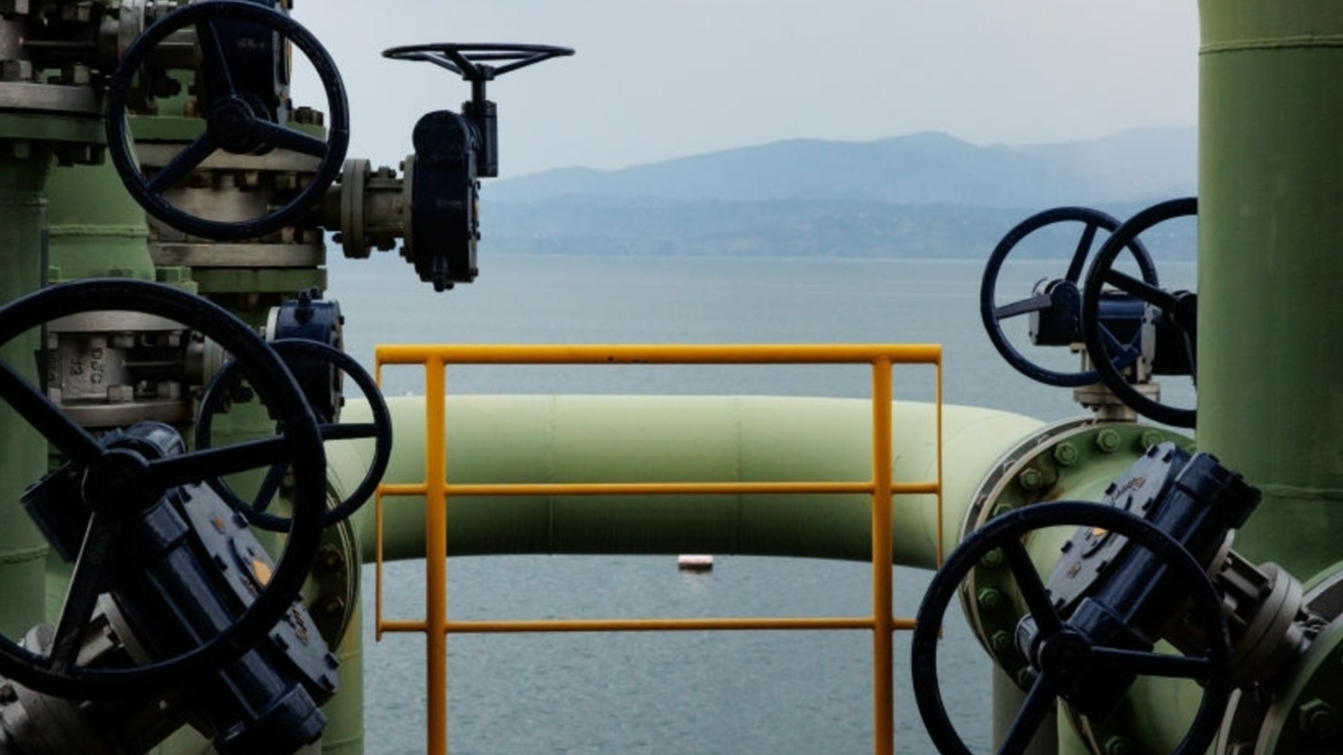 Цена на нефть с необычным шагом из -за торговых переговоров между США и Китаем