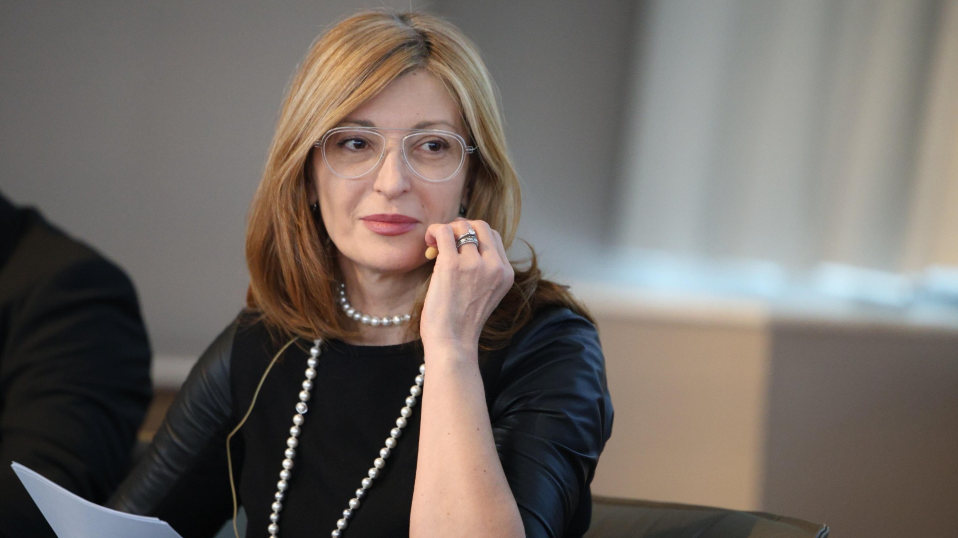 Почитание к нам: Екатерина Захариева для отчета о европейской области