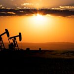 Увеличение акций США привело к изменению цен на нефть