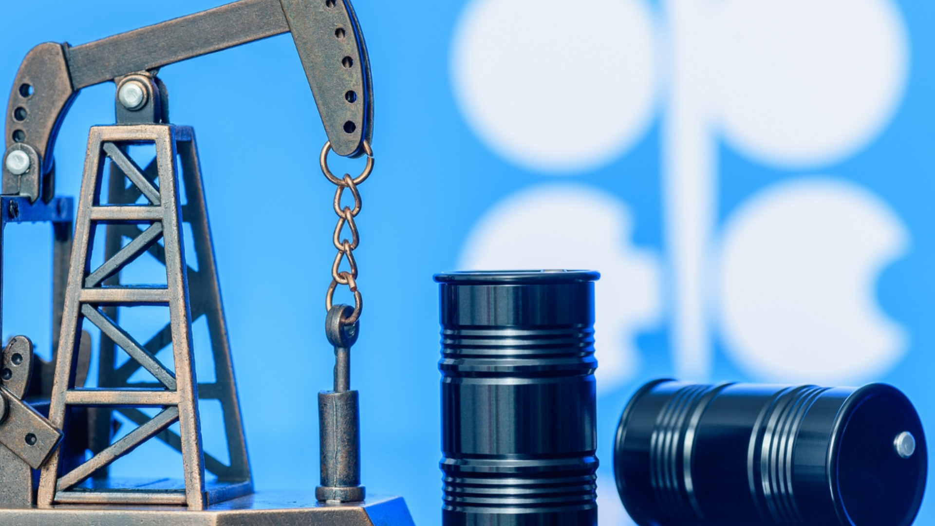 «Нефтяная корзина» ОПЕК изменила свою цену с целыми семь долларов в день