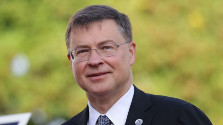 «Болгария приближается к сердцу Европы»: ЕС объяснил преимущества евро (видео)