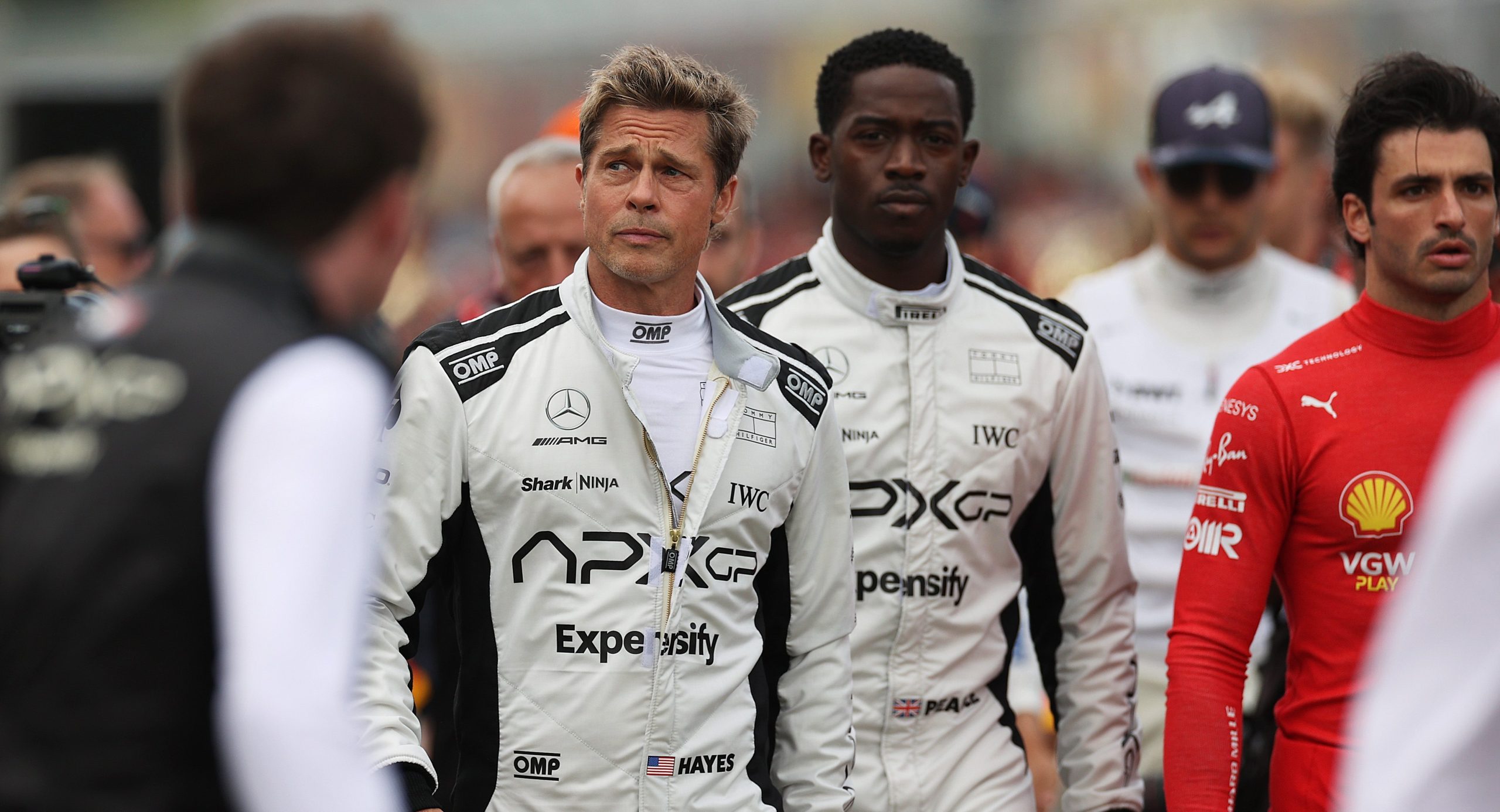Фильм F1 с Брэдом Питтом - верхний адреналин на схемах и больших экранах. Когда вы видите в кинотеатрах в Румынии фильм о Формуле 1