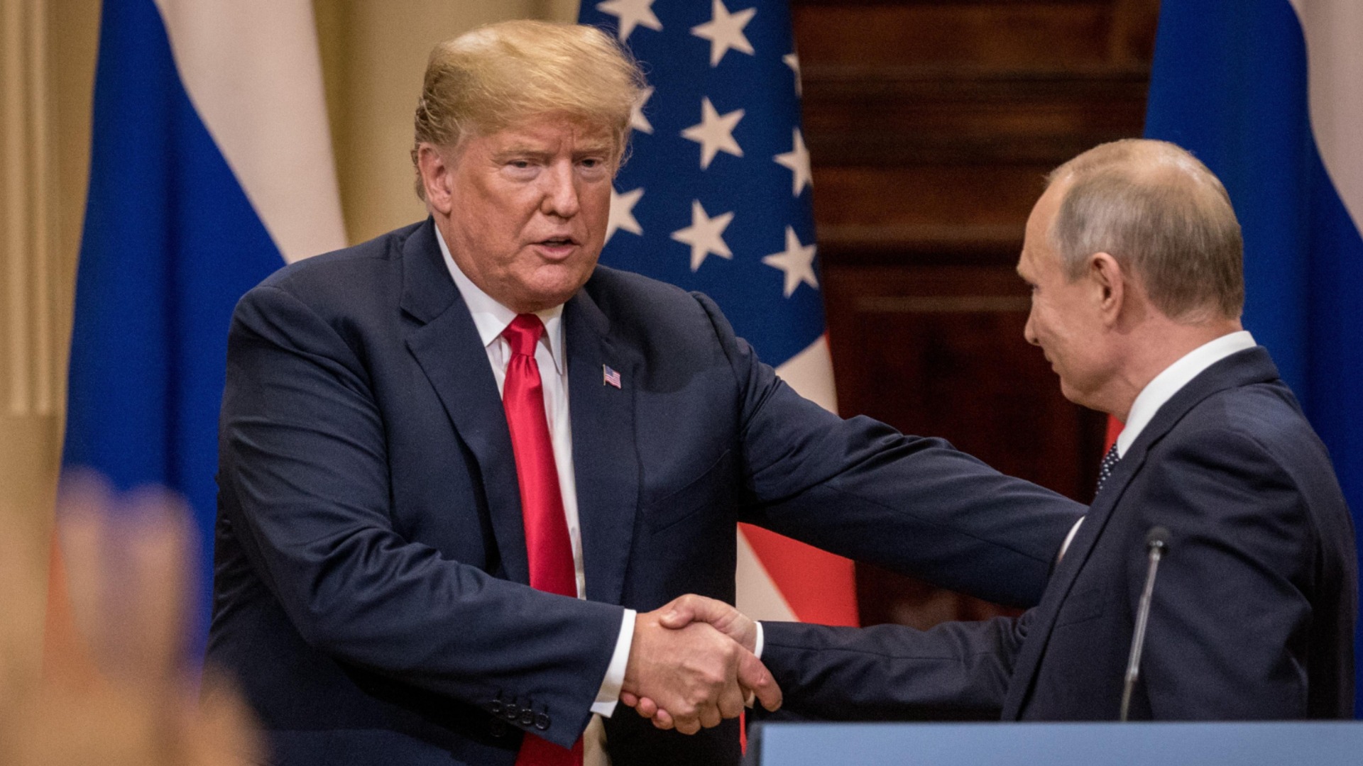 «Путин, Трамп рухнет вас сзади»: у США есть экономическое оружие, с которым Россия пострадает (видео)