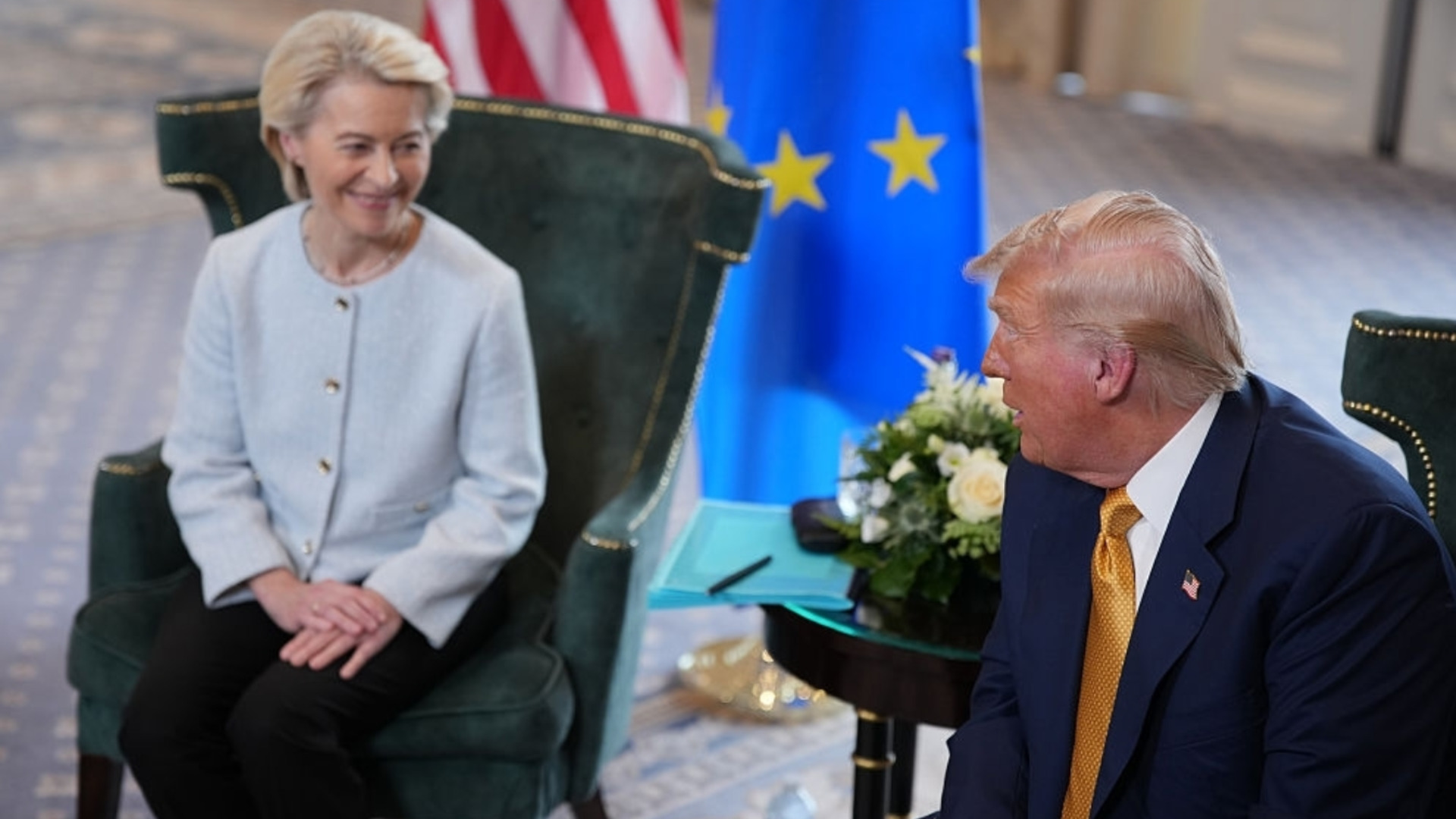 Новые обязанности между ЕС и США: Трамп и фон дер Лейн быстро согласились
