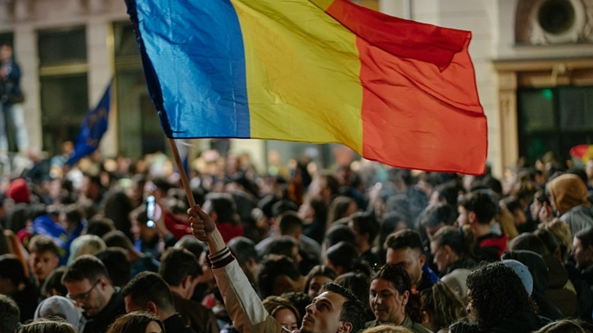 Массовые протесты против строгих сберегательных мер в Румынии