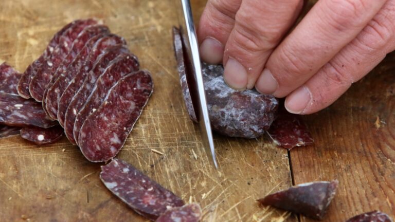 Вы настоящий ценитель? Признайте лук от суджука