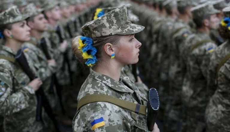 Фармацевтические женщины будут автоматически участвовать в военном бухгалтерском учете
