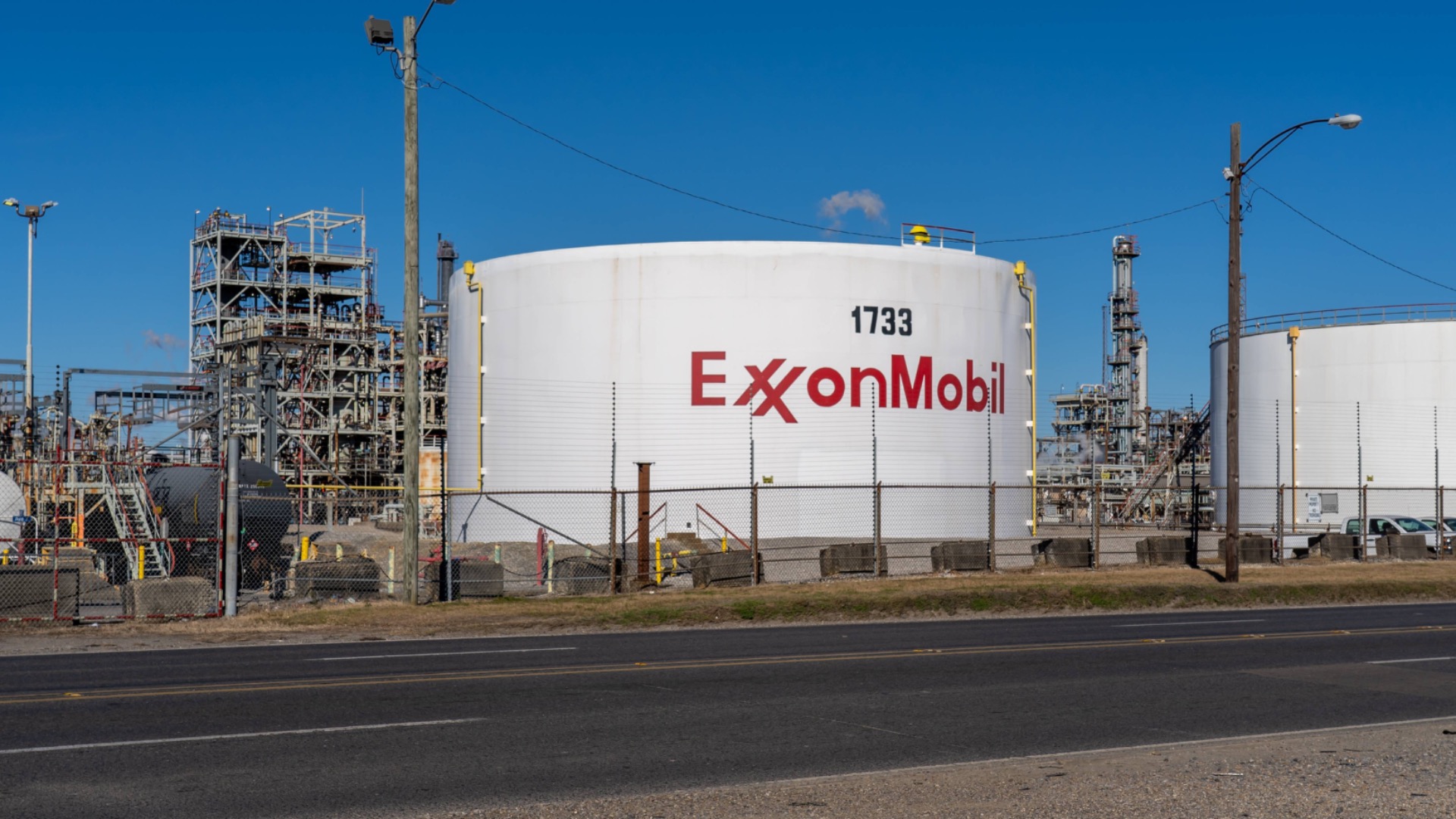 Конец войны идет? Американский нефтяной гигант уже думает о возвращении в Россию