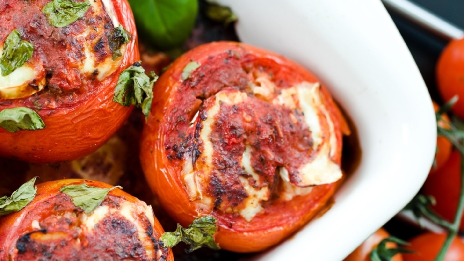 Уникальные фаршированные помидоры с рисом на греческом языке - вот как сделать