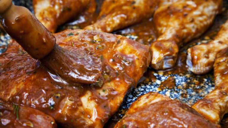 Почему многие люди впитывают мясо в газировке?
