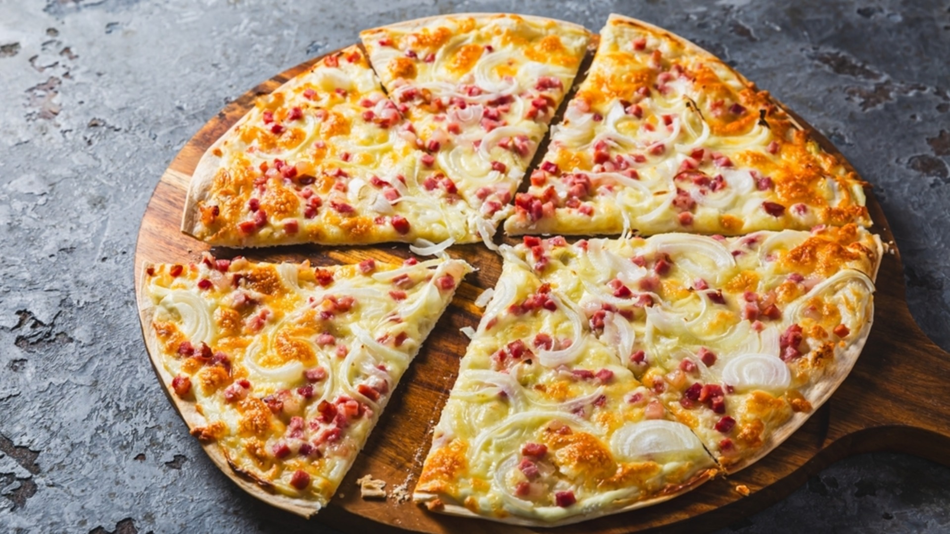 Как приготовить самый вкусной кремовый соус для пиццы?