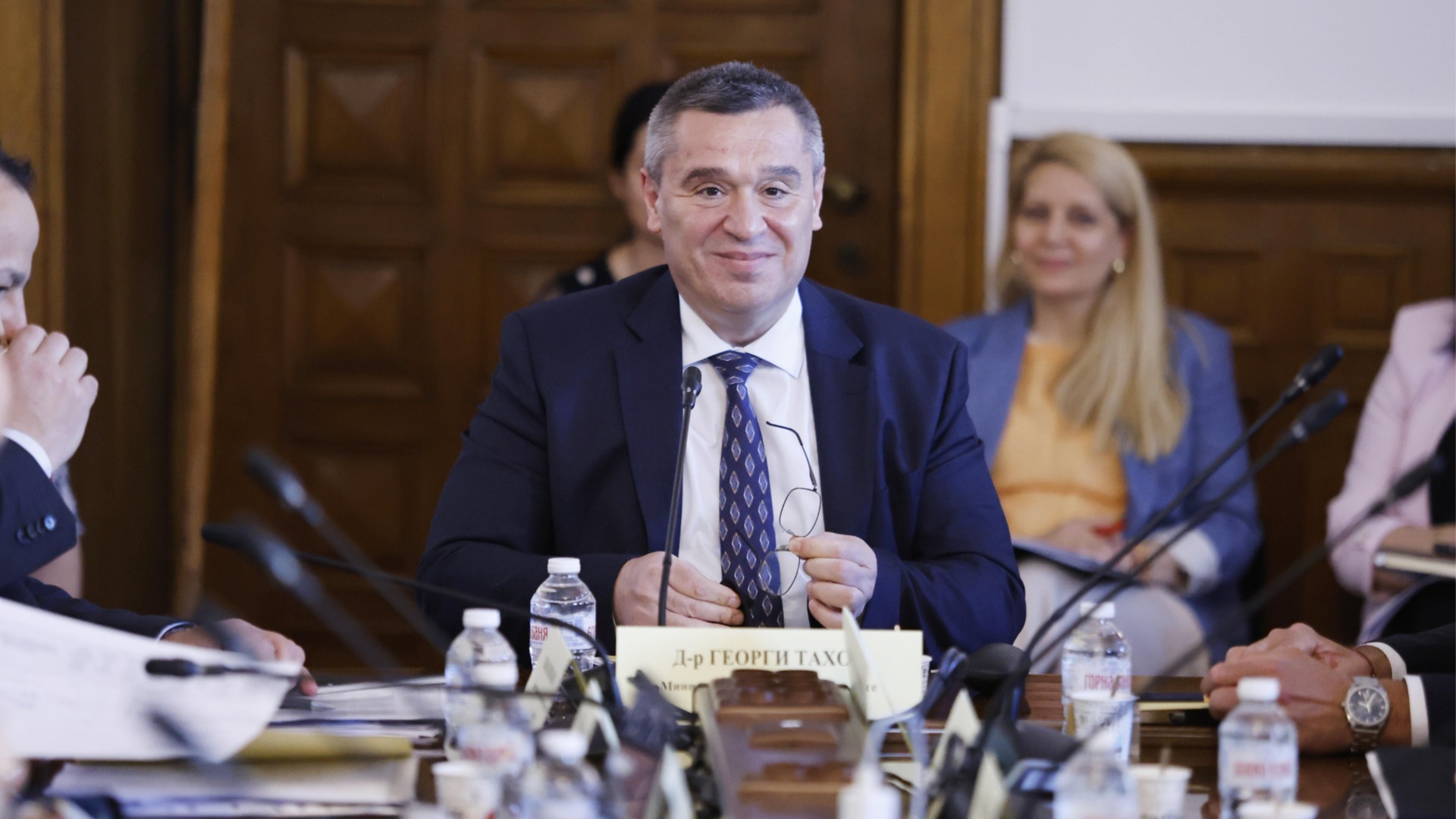 Понятно, как долго будут оставаться боссы «Магазин для людей»