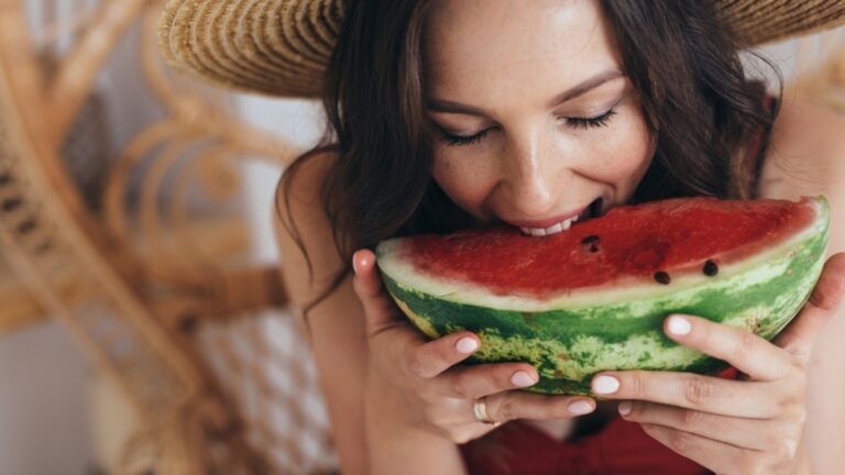 Как арбуз влияет на желудок?