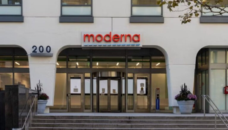 Moderna открывает завод по производству вакцин в Великобритании