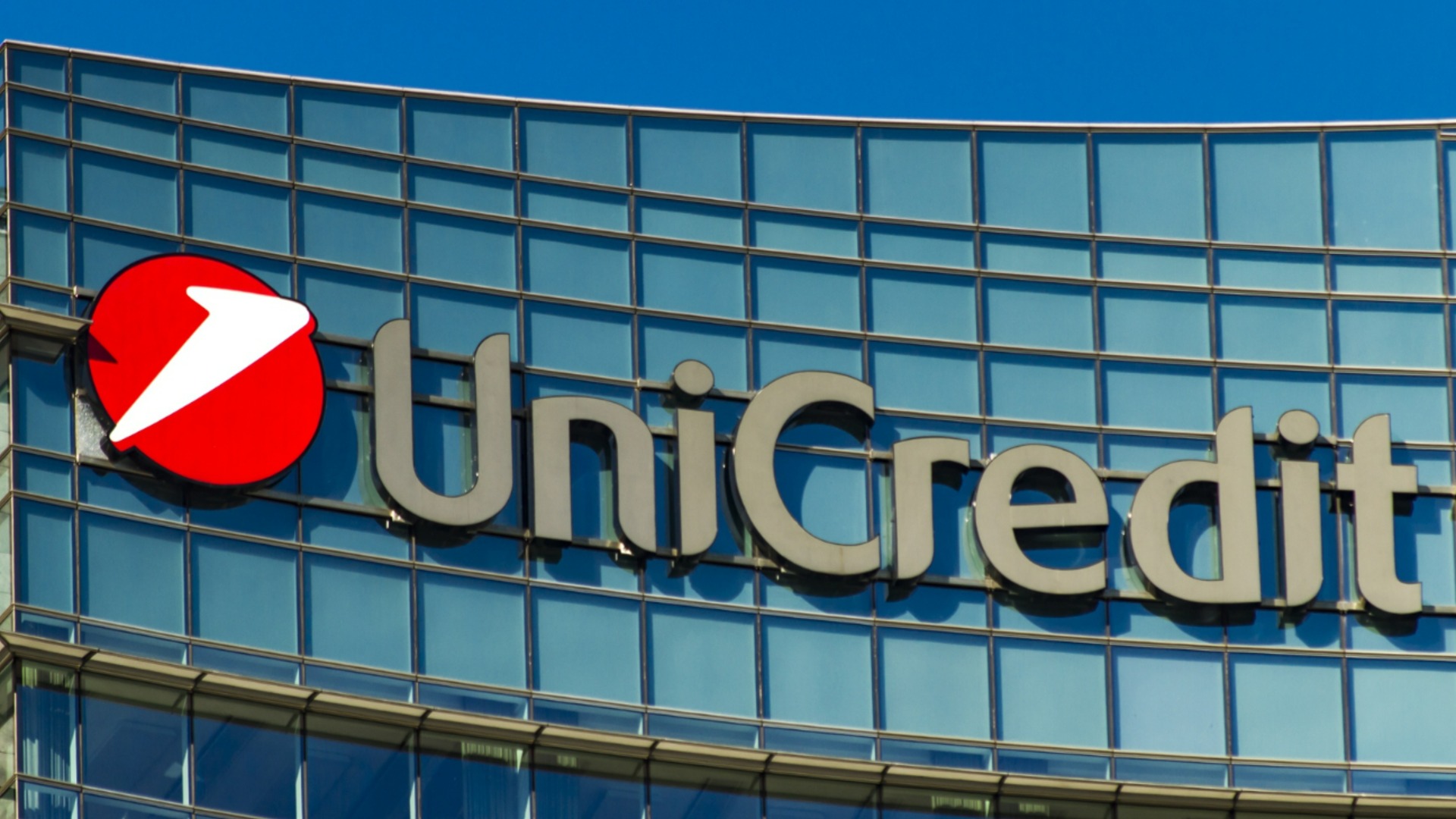 UniCredit «Уже 29 процентов акций Komersbank