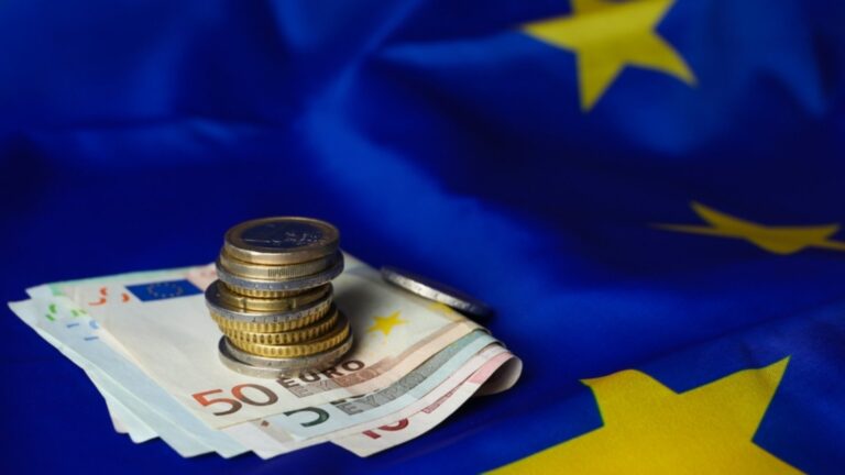 Повышение налогов: ответ социального министра