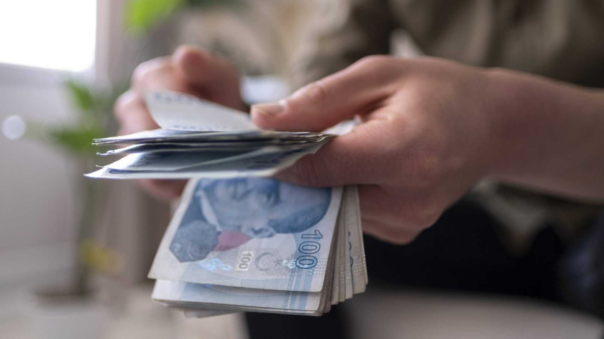 Центральный банк Турции сократил комиссии по платежам через терминал POS