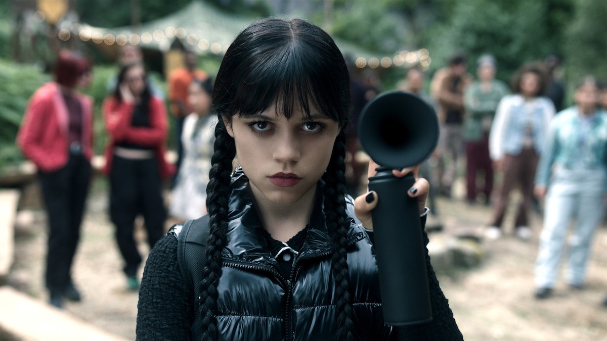 Просмотрите серию на Netflix "Среда" находит свой истинный голос в последних четырех эпизодах во второй части 2 -го сезона