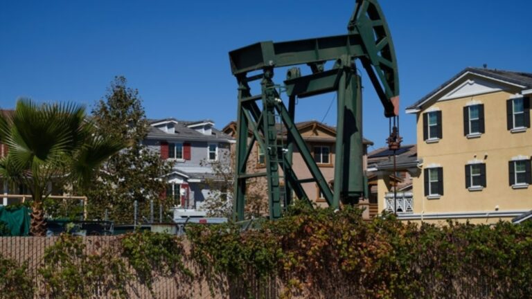 Неожиданное изменение цены на нефть из -за ОПЕК