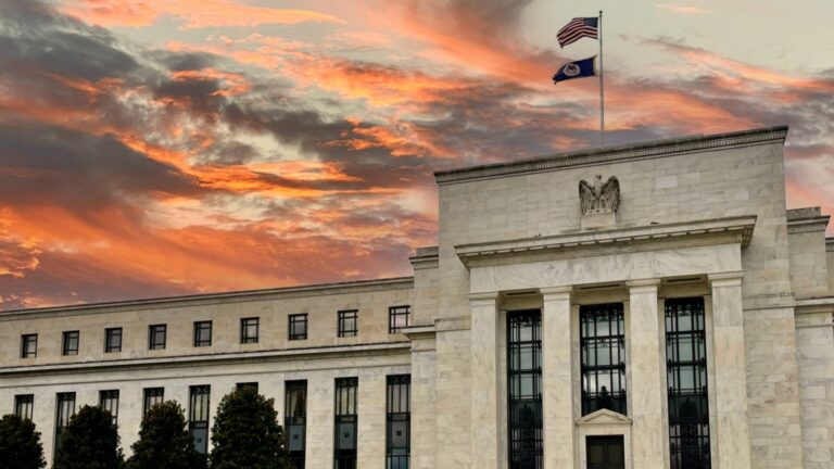 Федеральная резервная система США разделена по процентным ставкам