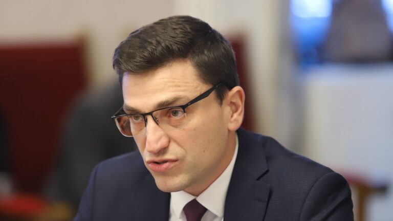 Сабрутьев: Владислав Горанов признал, что в следующем году дефицит составит 8%