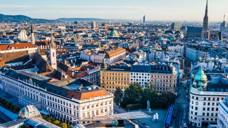 Дефицит бюджета Австрии и государственный долг растут