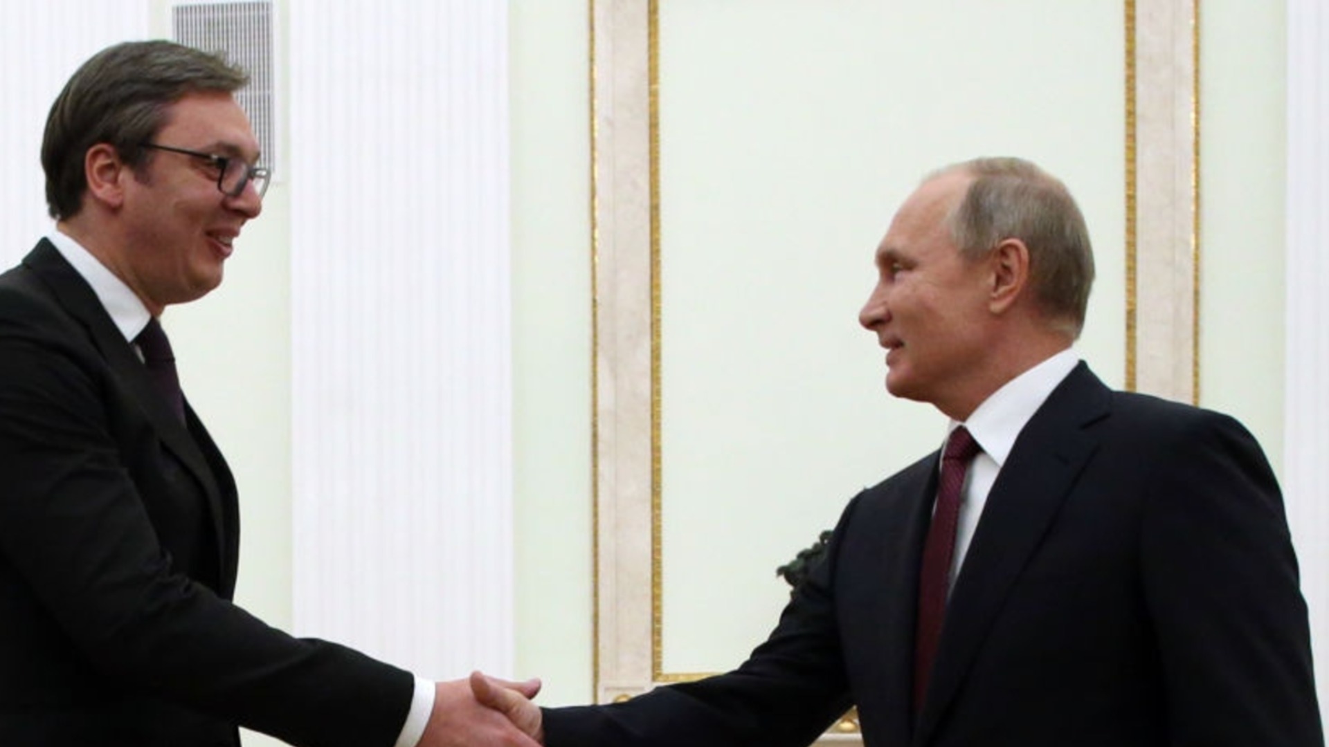 Сербия хочет купить российскую долю в НИС, но план Кремля другой