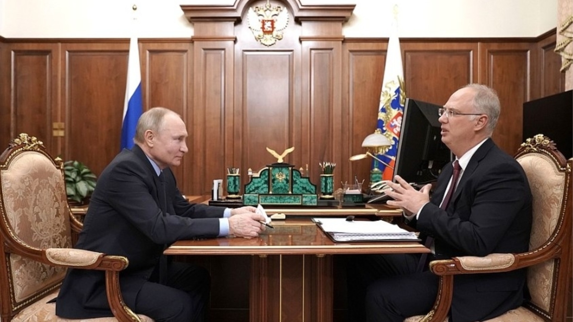 Санкции нанесли ущерб, и Путин направил свое экономическое оружие Трампу
