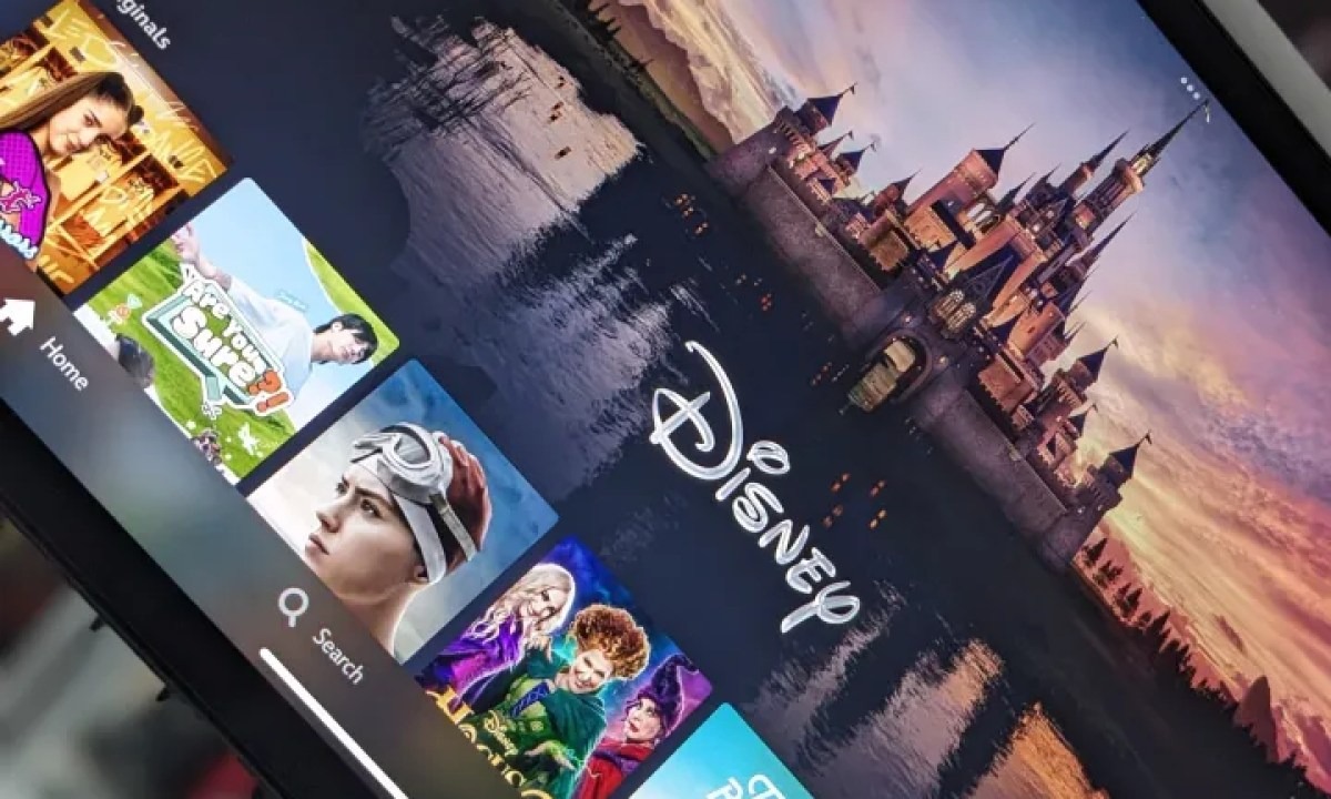 Disney+ приносит Thrillere, комедии и лучшие футболы в октябре 2025 года