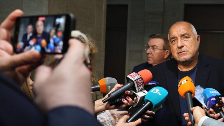 «У них только слухи»: Борисов не знал, есть ли «Лукойл» на рынке