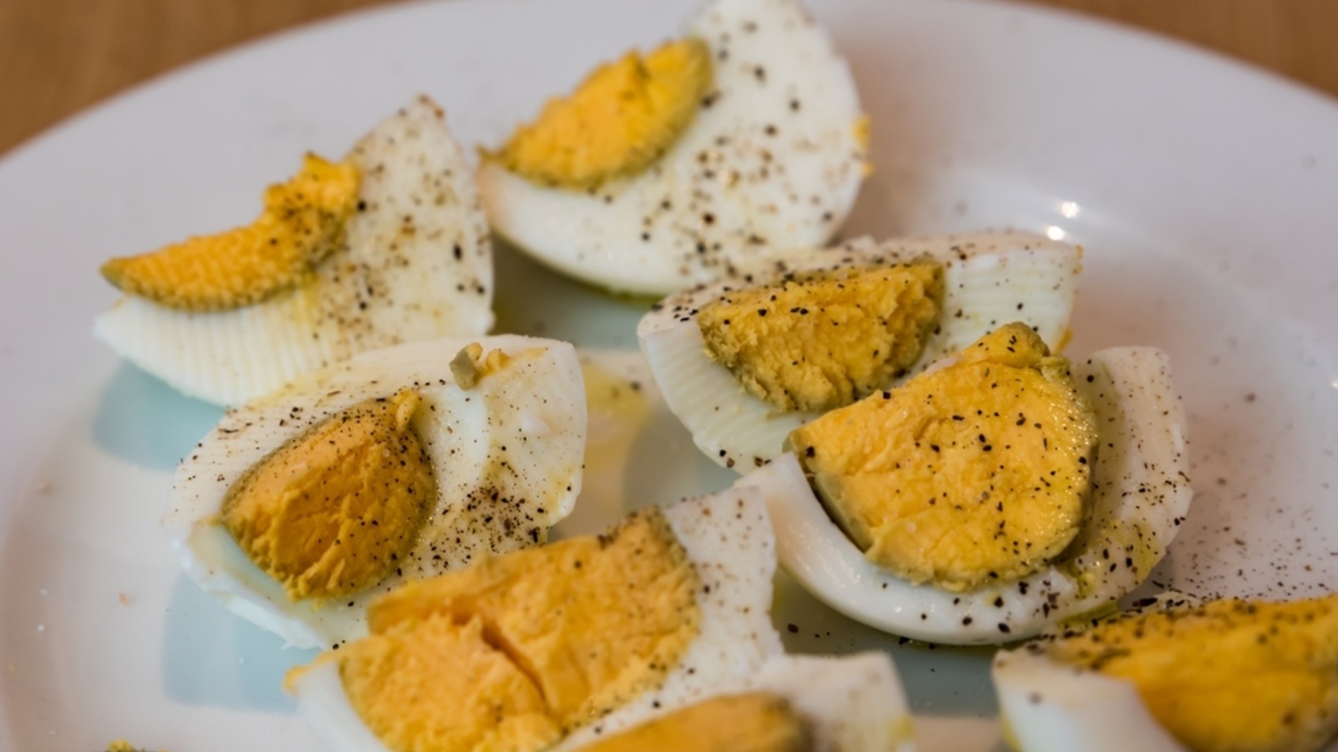 Почему НЕЛЬЗЯ есть яйца вкрутую, особенно после 40?