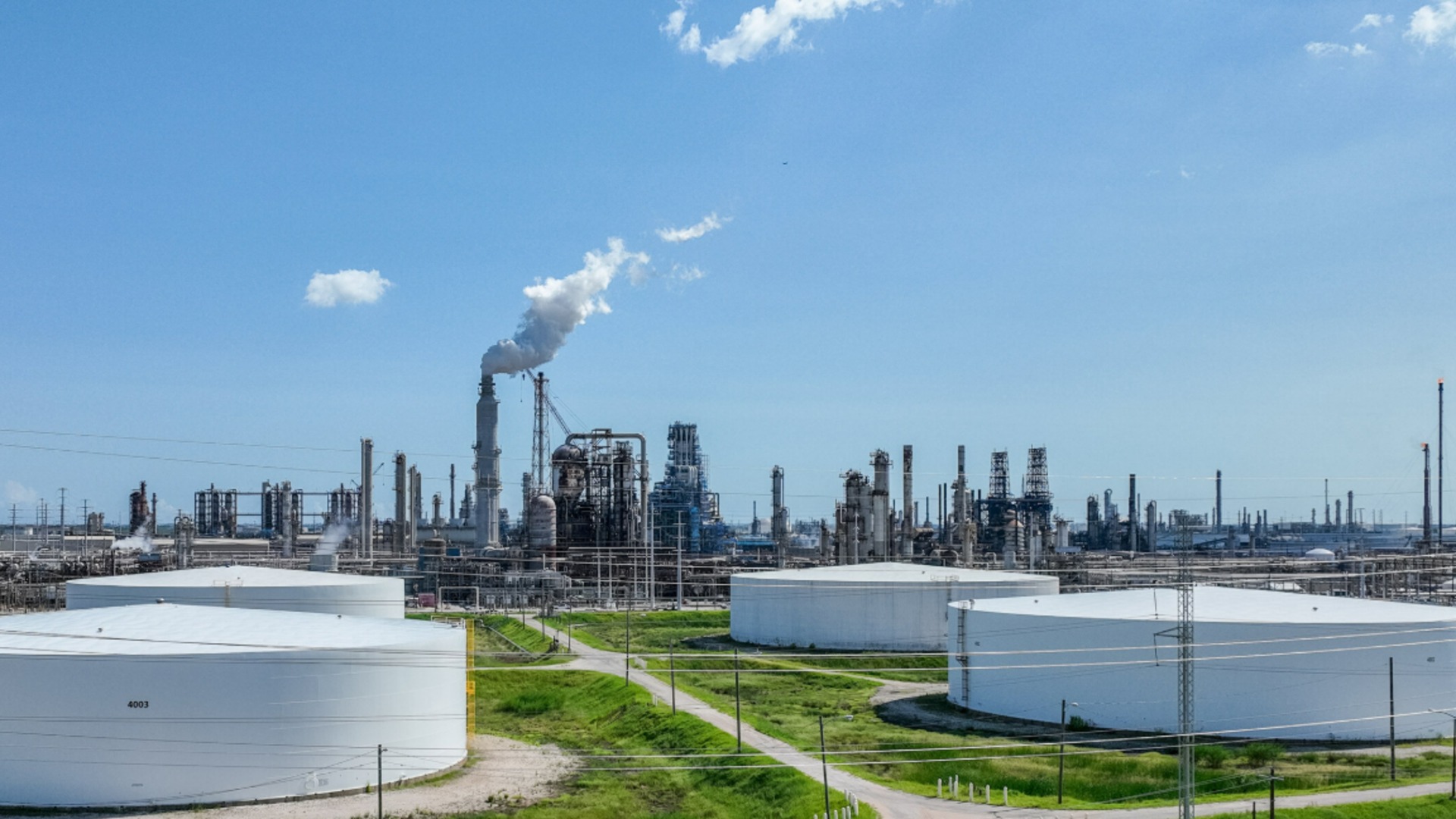 Будущий крупнейший нефтеперерабатывающий завод в мире окажется в неожиданном месте